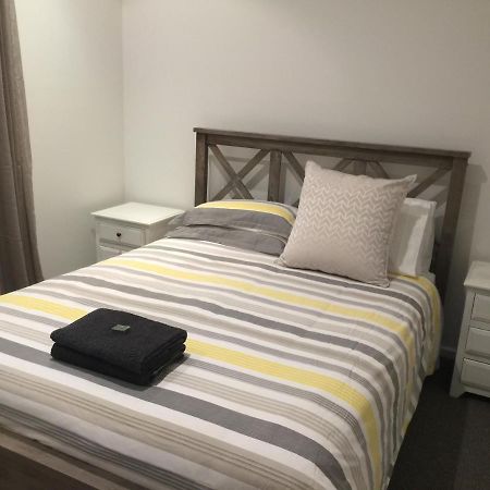 Intown Apartments Geraldton Esterno foto