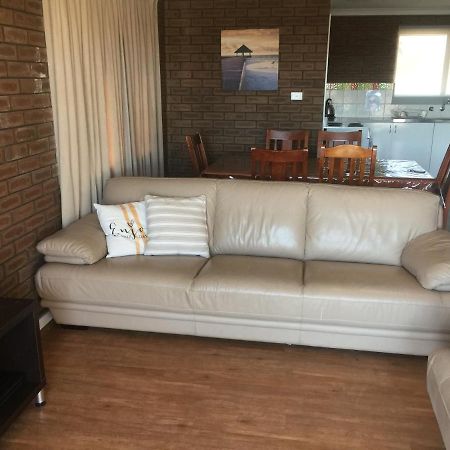 Intown Apartments Geraldton Esterno foto