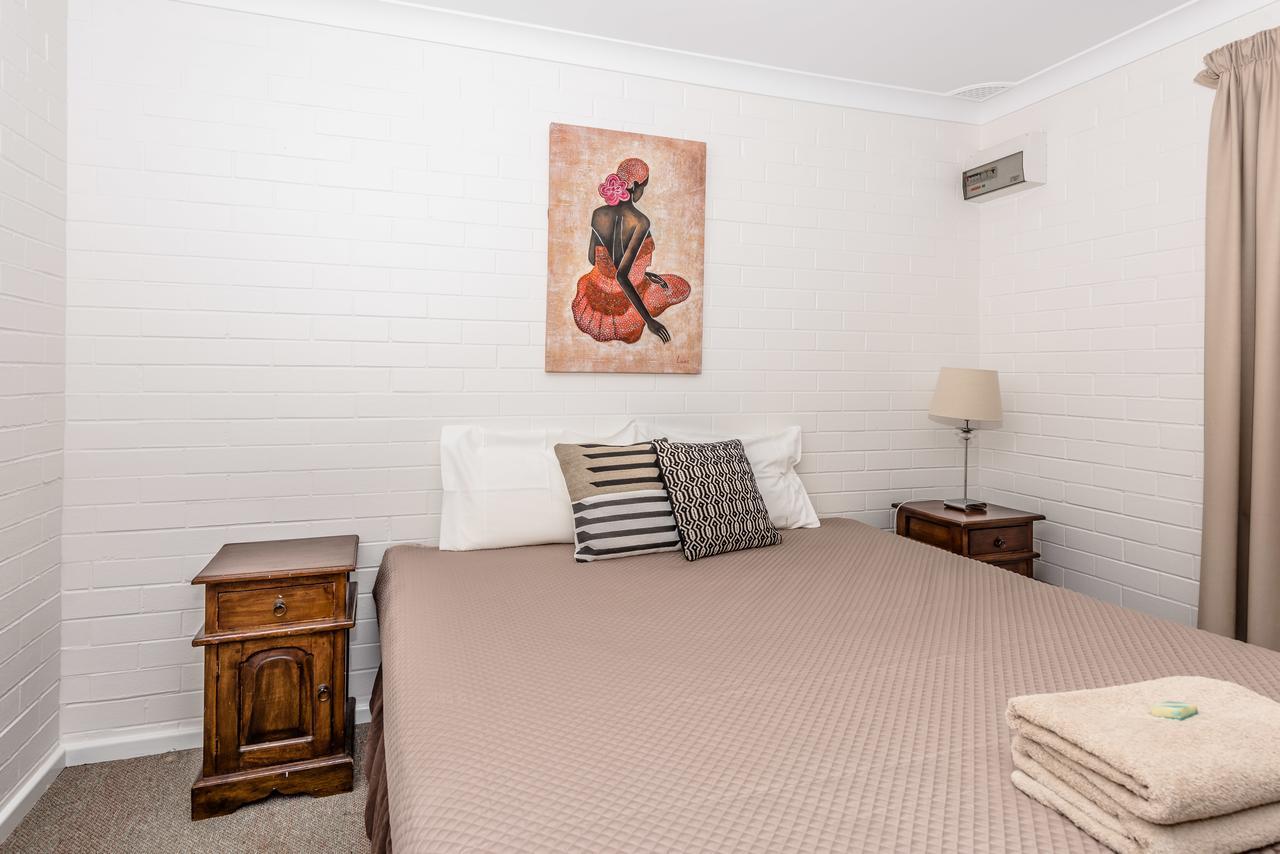 Intown Apartments Geraldton Esterno foto