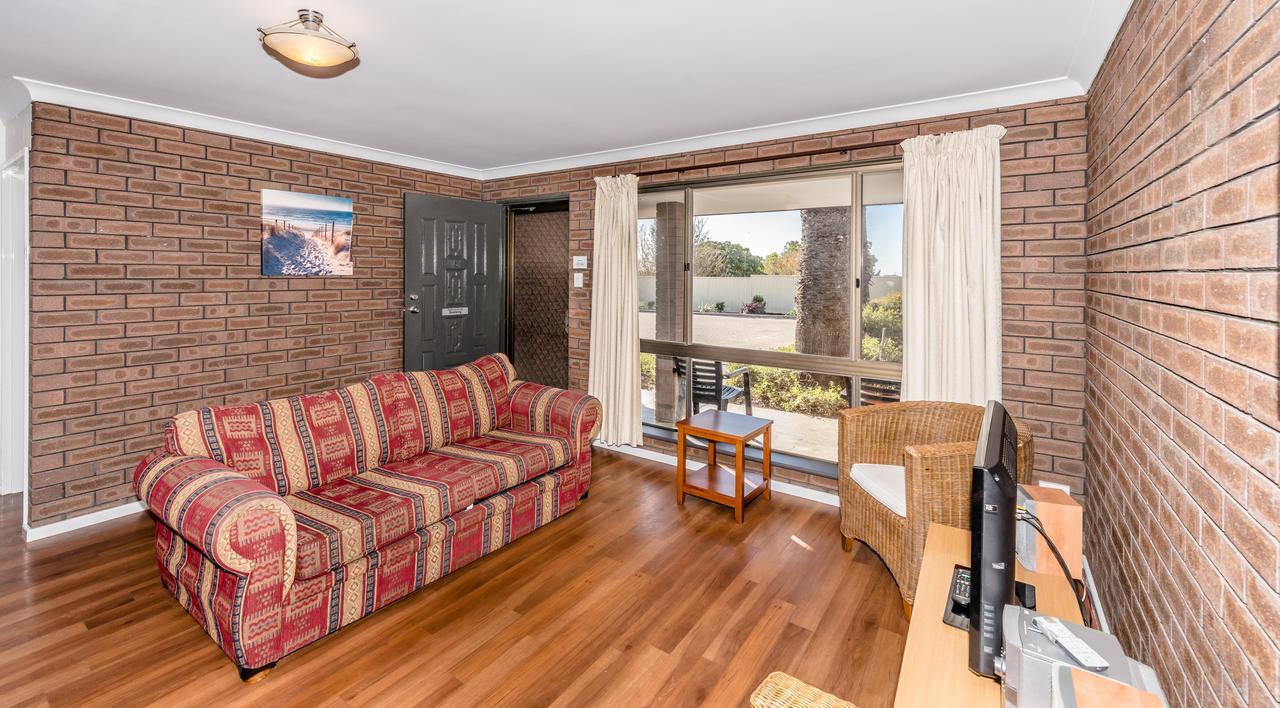Intown Apartments Geraldton Esterno foto