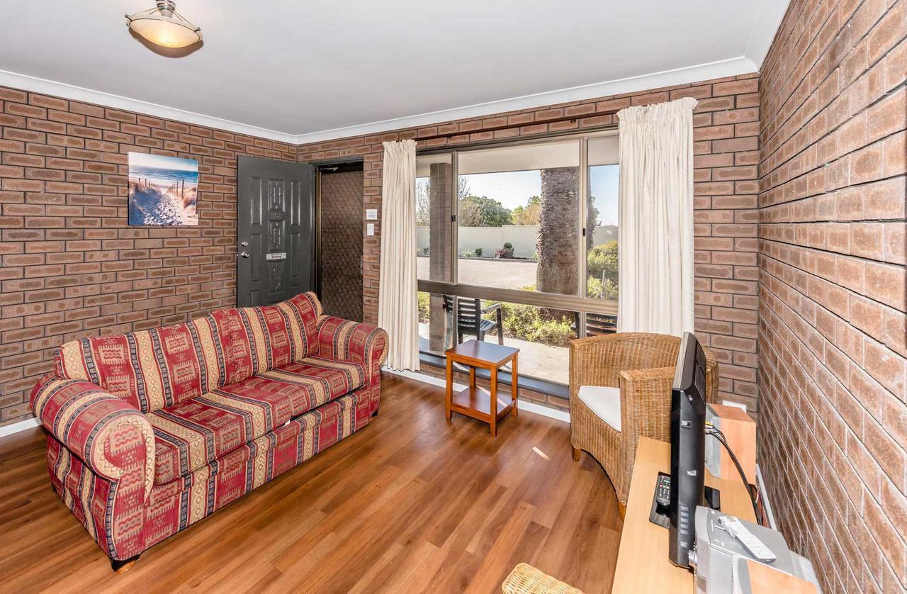 Intown Apartments Geraldton Esterno foto