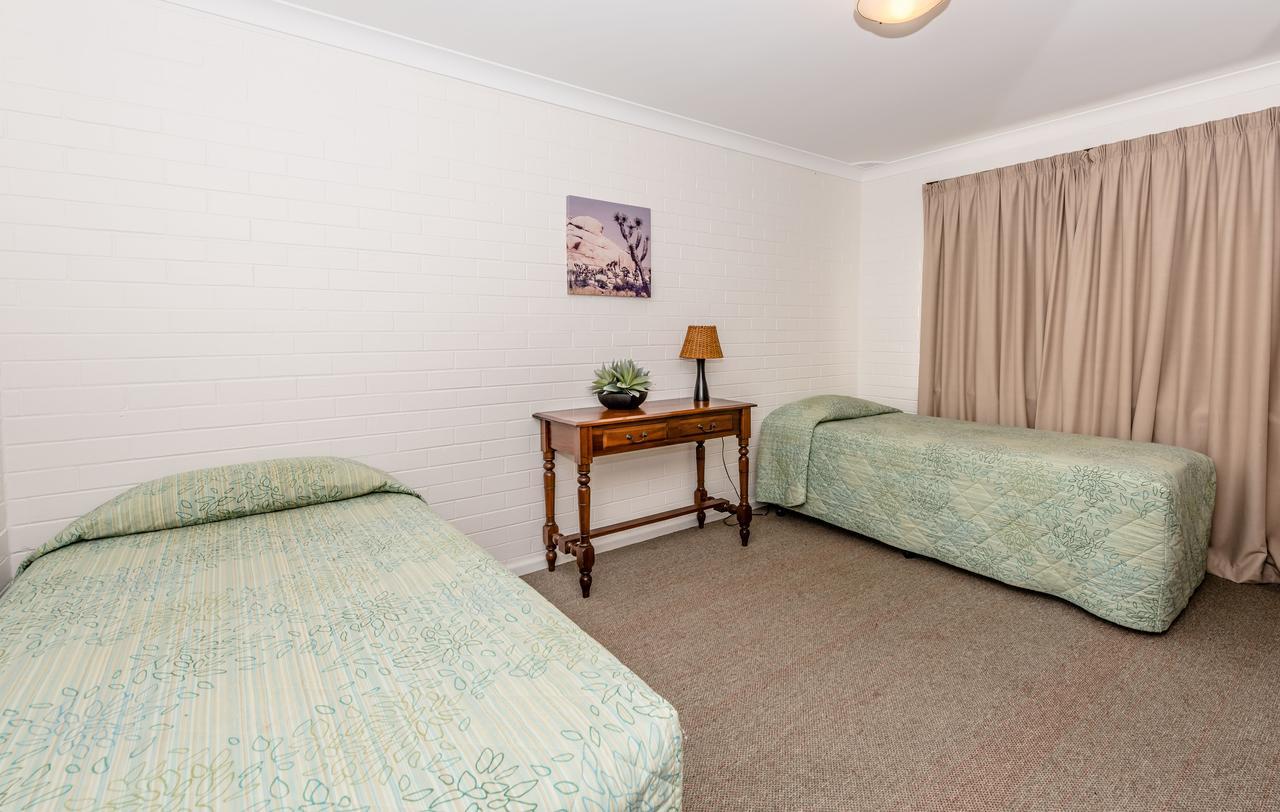 Intown Apartments Geraldton Esterno foto