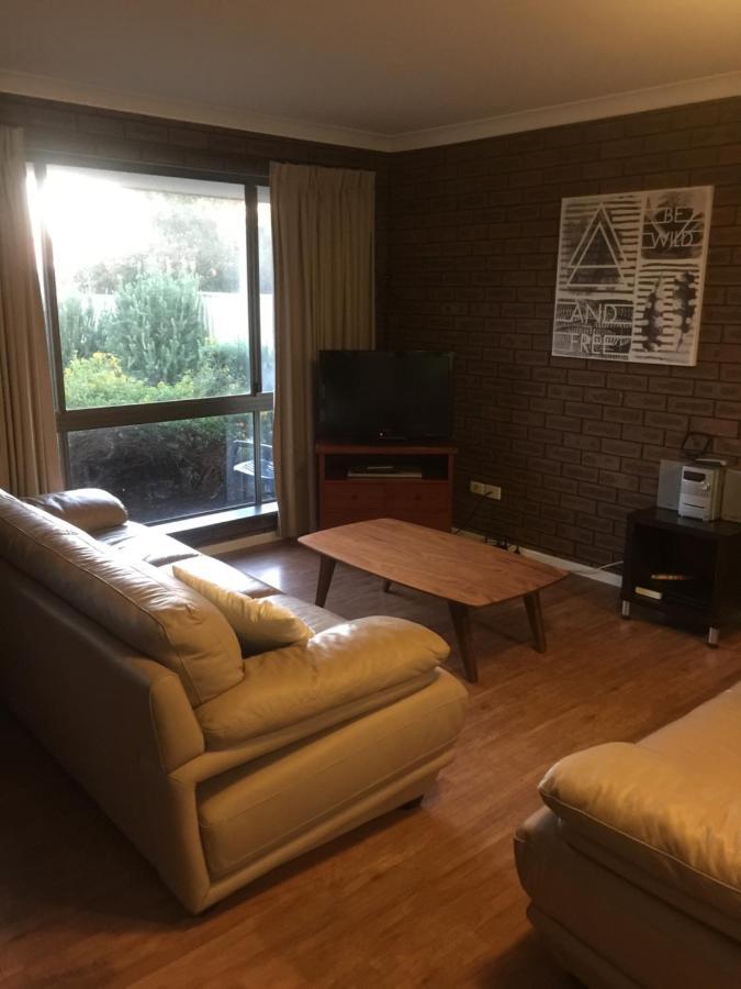 Intown Apartments Geraldton Esterno foto